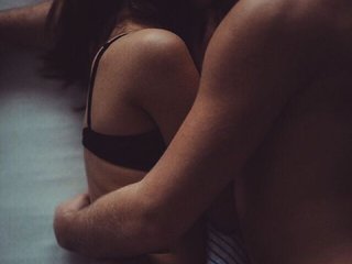 Chat vidéo érotique KOMHATA-PA3BPATA