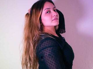 Chat vidéo érotique Aurora0012