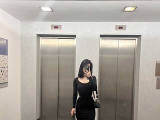 Chat vidéo érotique Aventadora