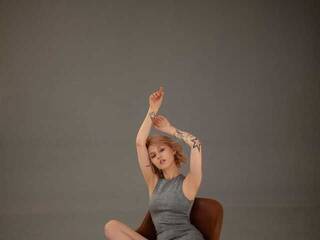 Chat vidéo érotique Aylathemoon