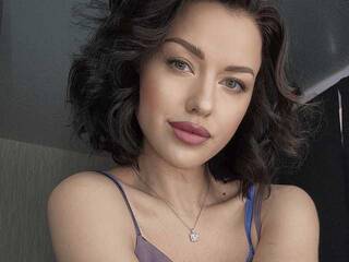 Chat vidéo érotique B-BDoll