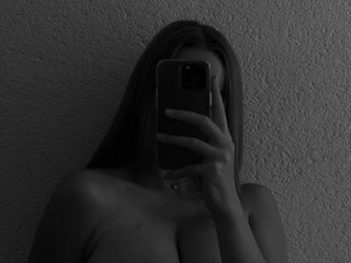 Chat vidéo érotique Baby-Vik