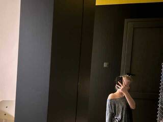 Chat vidéo érotique BabyPixie