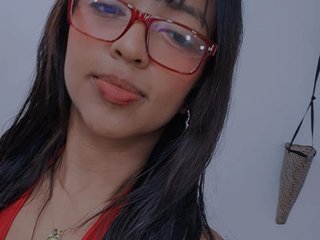 Chat vidéo érotique Barelyhot11