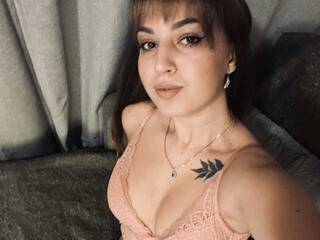 Chat vidéo érotique BeeDasha