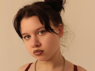 Chat vidéo érotique BeeLili