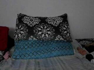 Chat vidéo érotique BellaMoakXX