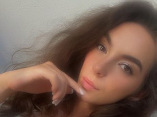 Chat vidéo érotique bellaqueen0701