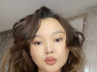 Chat vidéo érotique BellaYu