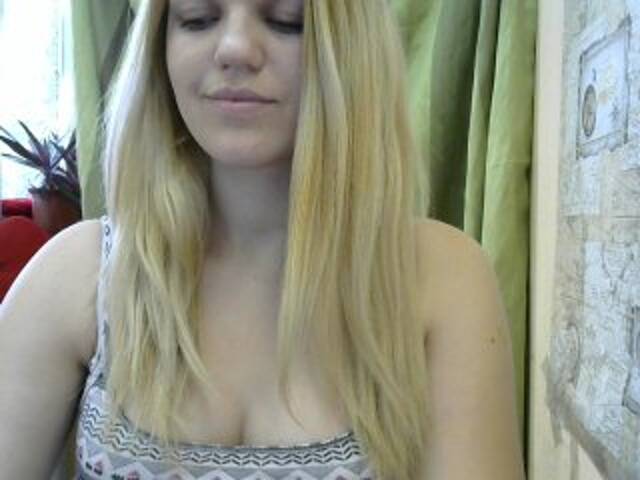 Captures d'écran de diffusion BellyBella