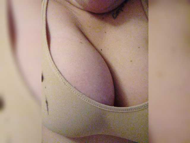 Photos big7boob7s .Pregnant I collect tokens)