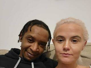 Chat vidéo érotique BigBananza700