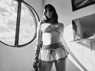 Chat vidéo érotique bigboobsemily