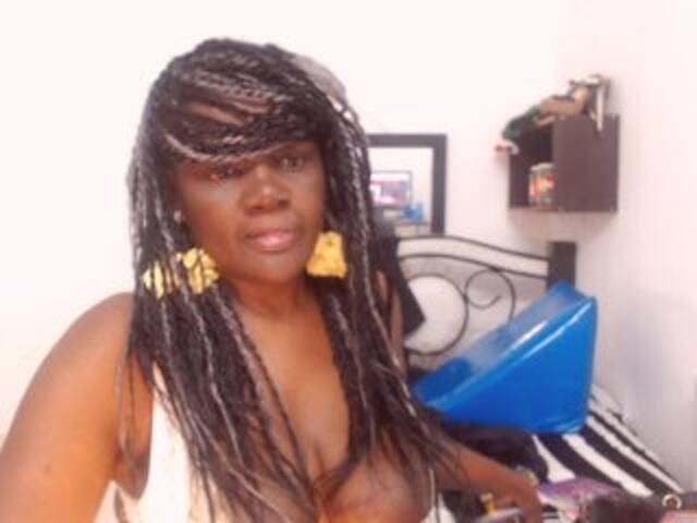 Captures d'écran de diffusion BigBustyBlack