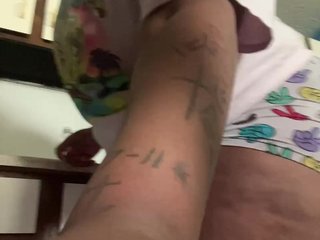 Chat vidéo érotique BigSexy21