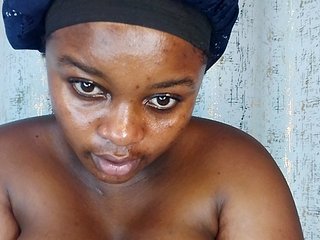 Chat vidéo érotique bigtitsqueen33