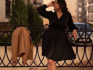 Chat vidéo érotique Black00pearl