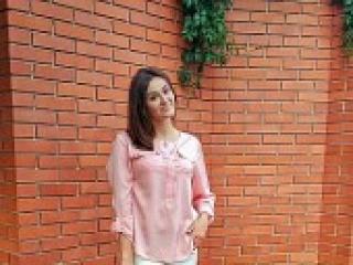 Chat vidéo érotique blacksarra