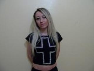 Chat vidéo érotique blonda007x