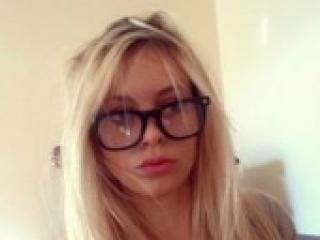 Chat vidéo érotique blonddooll