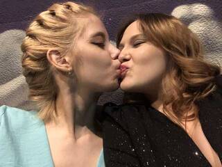 Chat vidéo érotique BlondiPolli