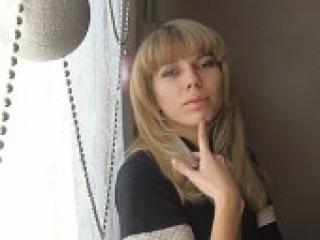 Chat vidéo érotique blondlora