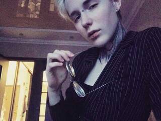 Chat vidéo érotique BlueXWolf