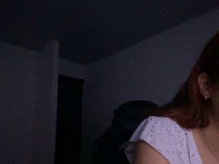 Chat vidéo érotique Allie-Rose