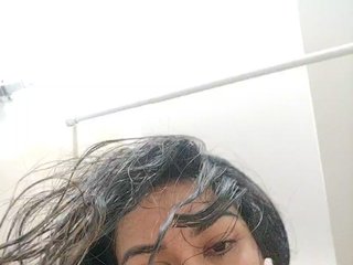 Chat vidéo érotique NinaBelluschi