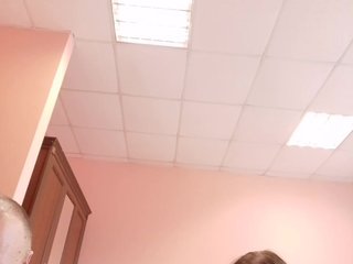 Chat vidéo érotique seksiparaa