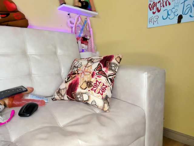 Captures d'écran de diffusion tiny-cora