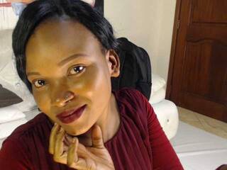 Chat vidéo érotique boobebony