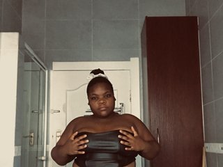 Chat vidéo érotique bootyliciousxx20