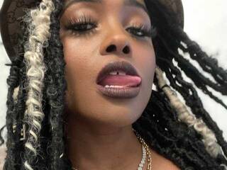 Chat vidéo érotique bossybella