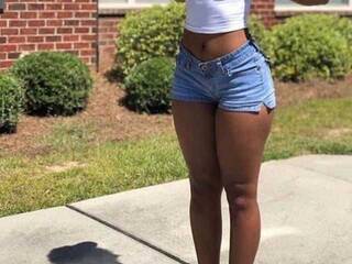 Chat vidéo érotique Brendah1