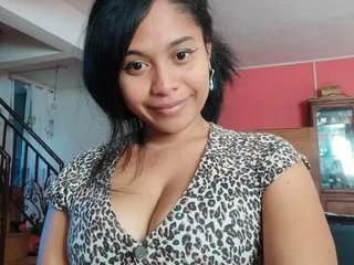 Chat vidéo érotique Brendah23