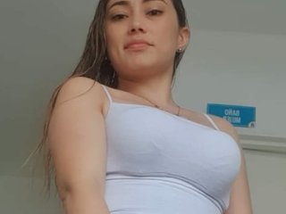 Chat vidéo érotique Briitany23