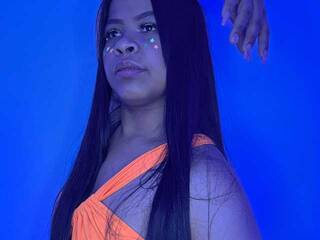 Chat vidéo érotique BrillithAdams