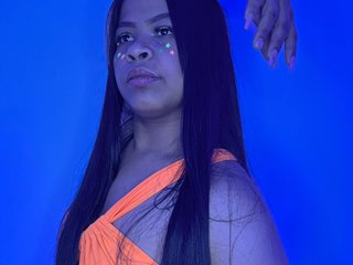 Chat vidéo érotique BrillithAdams