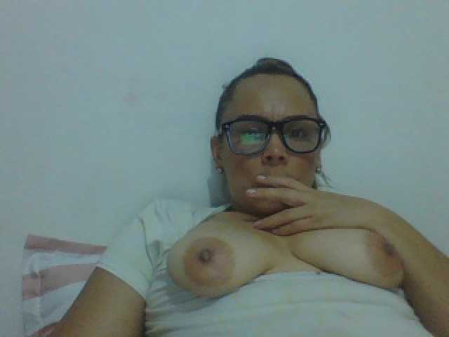 Photos briseidax7 ⭐❤️ALL FAMILY HERE AND I AM HORNY❤️⭐❤️ #hairy ❤️⭐❤️I HOPE THEY DO NOT CATCH ME❤️⭐❤️ #milf #bigtits #asstomouth ⭐tortura ❤️ #freak #atm #alldoing #SWEET #sexy #queen♥ #lovense #ohmibod