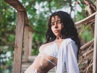 Chat vidéo érotique Britany-Jules