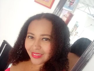 Chat vidéo érotique brunette-tatiana