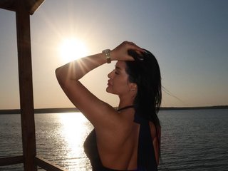 Chat vidéo érotique Brunette00000