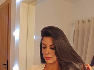 Chat vidéo érotique Brunette69