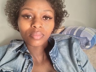 Chat vidéo érotique Bunnyy0011