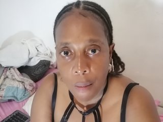 Chat vidéo érotique Bustylove27