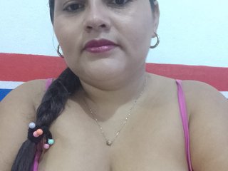 Chat vidéo érotique Camila-360