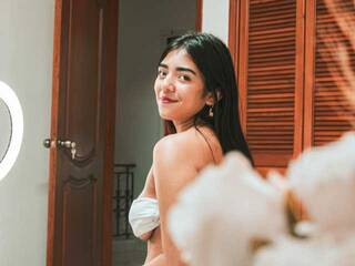 Chat vidéo érotique Camila18xxx