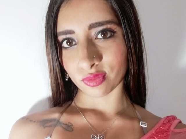 Chat vidéo érotique camila19x