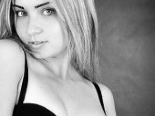 Chat vidéo érotique candygirl8